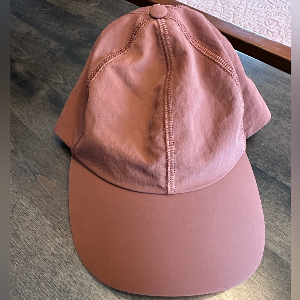 Lululemon baller hat